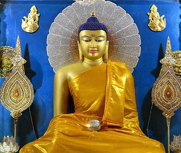 ས་ག་ཟླ་བའི་དུས་ཆེན་ཁྱད་པར་ཅན་ངོ་སྤྲོད། ས་ག་ཟླ་བའི་དུས་ཆེན་ཁྱད་པར་ཅན་ངོ་སྤྲོད།