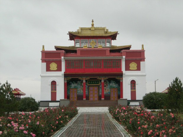 ཀལ་མི་ཀིཡ་ནང་བོད་པའི་འགྲེམས་སྟོན་ཁང་གསར་བཙུགས།