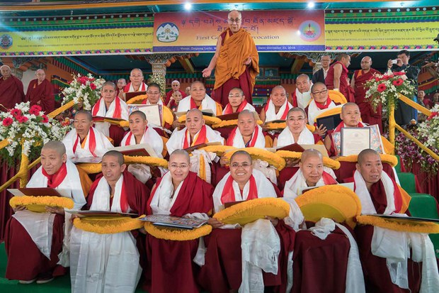 བོད་ནང་དུས་བསྒྱུར་བྱུང་རྗེས་བཙན་བྱོལ་བོད་པའི་བུ་མོ་ཚོར་སློབ་སྦྱོང་གི་གོ་སྐབས་ཐོབ་པ། བོད་ནང་དུས་བསྒྱུར་བྱུང་རྗེས་བཙན་བྱོལ་བོད་པའི་བུ་མོ་ཚོར་སློབ་སྦྱོང་གི་གོ་སྐབས་ཐོབ་པ།