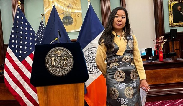 ས་གནས་བོད་མིས་མངའ་སྡེ་དང་གྲོང་ཁྱེར་ལས་ཁུང་ལ་འབྲེལ་བ་བྱས་ན་ཕན་ཐོག་ཡོང་ངེས་རེད།
