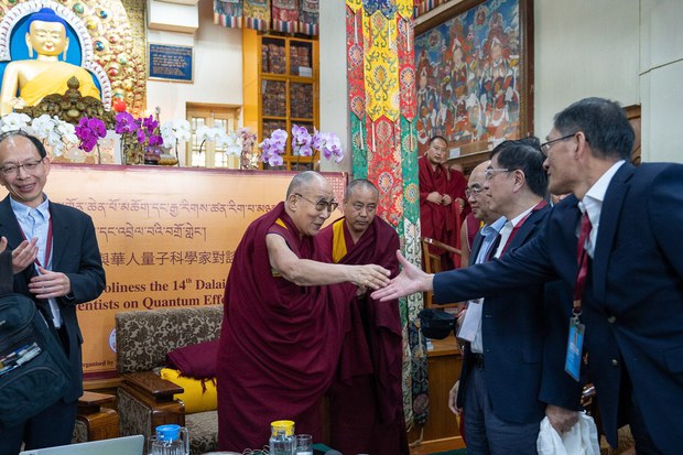 ནང་པའི་དགེ་འདུན་པ་ཚོར་ཕན་ཐོག་དང་གཟིགས་ཚུལ།