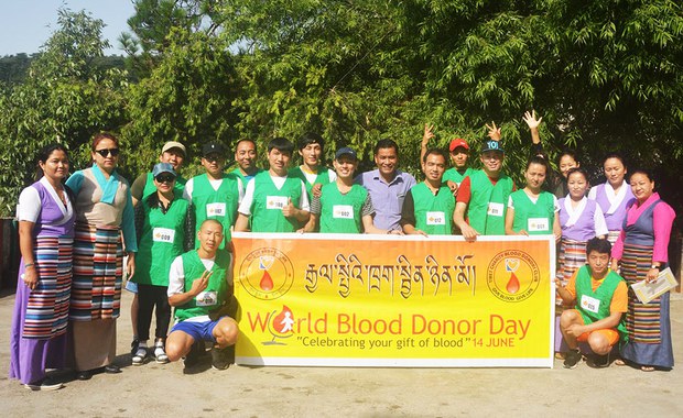 ནད་མནར་ཅན་ཚོར་ཛ་དྲག་གི་ཟུངས་ཁྲག་གི་སྦྱིན་པ།