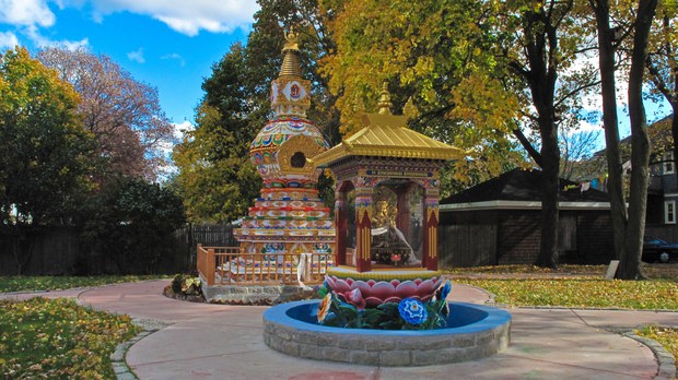 ནུབ་ཕྱོགས་ཡུལ་གྲུའི་ནང་གི་ནང་པའི་ཆོས་ཚོགས། ནུབ་ཕྱོགས་ཡུལ་གྲུའི་ནང་གི་ནང་པའི་ཆོས་ཚོགས།