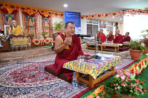 རིག་ལམ་ལ་བརྟེན་ནས་གཞུང་ཆེན་སློབ་གཉེར་བྱ་རྒྱུར་ཁེ་ཕན།