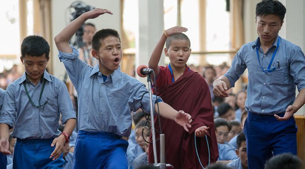 ༧གོང་ས་མཆོག་ནས་བོད་རིགས་གཞོན་སྐྱེས་ཚོར་བསྩལ་རྒྱུའི་ནང་ཆོས་ངོ་སྤྲོད་ཀྱི་ལས་རིམ། ༧གོང་ས་མཆོག་ནས་བོད་རིགས་གཞོན་སྐྱེས་ཚོར་བསྩལ་རྒྱུའི་ནང་ཆོས་ངོ་སྤྲོད་ཀྱི་ལས་རིམ།