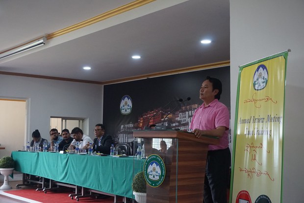 ལོ་འཁོར་འཕྲོད་བསྟེན་བསྐྱར་ཞིབ་ཀྱི་ཚོགས་འདུ། ལོ་འཁོར་འཕྲོད་བསྟེན་བསྐྱར་ཞིབ་ཀྱི་ཚོགས་འདུ།