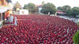 འབྲས་སྤུངས་དགོན་ནས་ཕྱི་རྒྱལ་དུ་སྐོར་བསྐྱོད།
