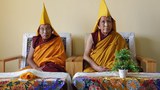 དགའ་ལྡན་ཁྲི་པའི་བྱུང་རབས་དང་།  རྒྱལ་སྤྱིའི་དགེ་ལྡན་ལྷན་ཚོགས་ཀྱི་གལ་གནད།