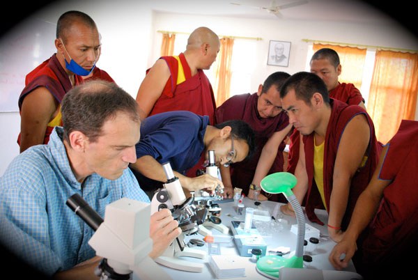 ཚན་རིག་སློབ་དགེ་གདན་ས་ཁག་ནས་ཕེབས་རྒྱུའི་རེ་བ། ཚན་རིག་སློབ་དགེ་གདན་ས་ཁག་ནས་ཕེབས་རྒྱུའི་རེ་བ།