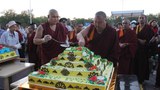 ༧གོང་ས་༧སྐྱབས་མགོན་ཆེན་པོ་མཆོག་དགུང་གྲངས་༨༧་ལ་ཕེབས་པའི་སྐུའི་འཁྲུངས་སྐར་ར་ཤི་ཡའི་སྤྱི་མཐུན་རྒྱལ་ཁབ་ཡོངས་རྫོགས་ནང་སྲུང་བརྩི་ཞུས་ཡོད་པ།