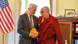 རྒྱ་ནག་གིས་རི་ཆརཌི་གྷིཡར་གྱི་མདུན་ལམ་ལ་དོ་ཕོག་བཏང་བ།