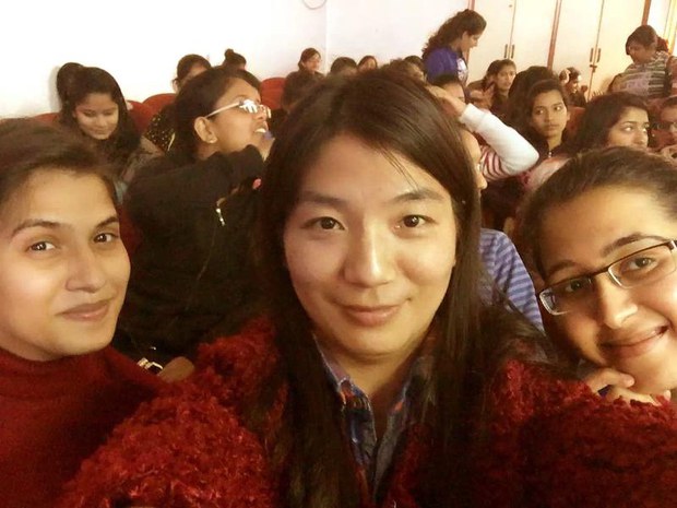 ༼ཡུལ་གྱར་བུ་མོའི་སེམས་པ༽དཔེ་དེབ་འབྲི་མཁན་དོན་འགྲུབ་སྒྲོལ་མ།