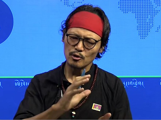 རྒྱ་གར་ར་ཇྰས྄་ཐན་མངའ་སྡེའི་རྒྱལ་ས་ཇའེ་པུར་དུ་ཚོགས་བཞིན་པའི་རྩོམ་རིག་གི་དུས་སྟོན།