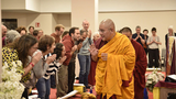 གླིང་མཆོག་སྤྲུལ་རིན་པོ་ཆེ་མཆོག་ནས་ཕྱི་རྒྱལ་དུ་ཆོས་འབྲེལ་སྐྱོང་བཞིན་པ།