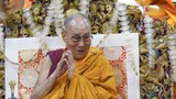 རིང་མིན་༧གོང་ས་མཆོག་ལ་ཚོགས་སྡེ་མི་འདྲ་བ་ལྔ་ཐུན་མོང་གི་ཐོག་ནས།བརྟན་བཞུགས་བསྟར་འབུལ་གནང་འཆར་ལ་སྒྲུབ་ཞག་གྲ་སྒྲིག་གནང་བཞིན་པ།