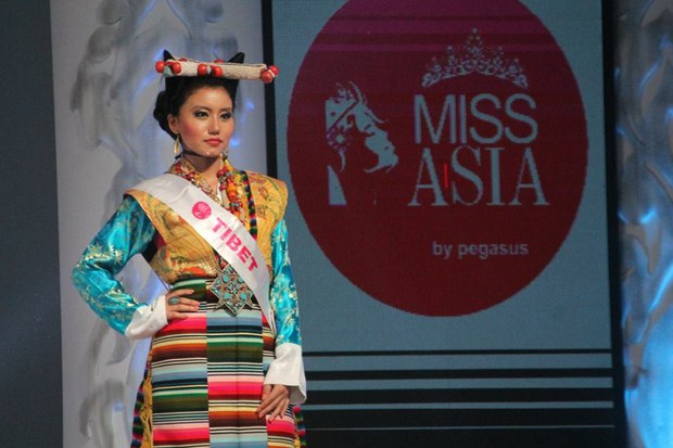 ༢༠༡༦་ལོའི་ཨེ་ཤེ་ཡའི་མཛངས་མའི་འགྲན་བསྡུར་སྐོར།