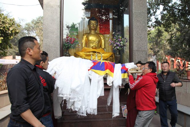 དབྲ་ཕྲུག་ངག་དབང་ལགས།