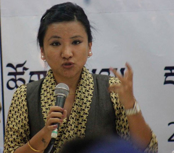སྲིད་སྐྱོང་འོས་མིར་བཞེངས་མཁན་བུད་མེད་མེད་པ། སྲིད་སྐྱོང་འོས་མིར་བཞེངས་མཁན་བུད་མེད་མེད་པ།