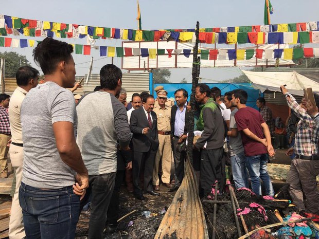 མེ་སྐྱོན་བྱུང་བའི་ཁྲོམ་རྭ་བསྐྱར་གསོའི་ལས་དོན། མེ་སྐྱོན་བྱུང་བའི་ཁྲོམ་རྭ་བསྐྱར་གསོའི་ལས་དོན།