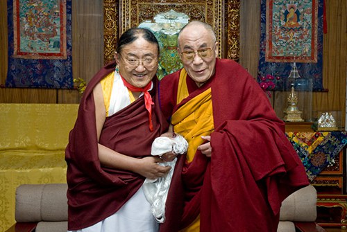 བོད་མི་ནང་ཁུལ་མཐུན་སྒྲིལ་དགོས། བོད་མི་ནང་ཁུལ་མཐུན་སྒྲིལ་དགོས།