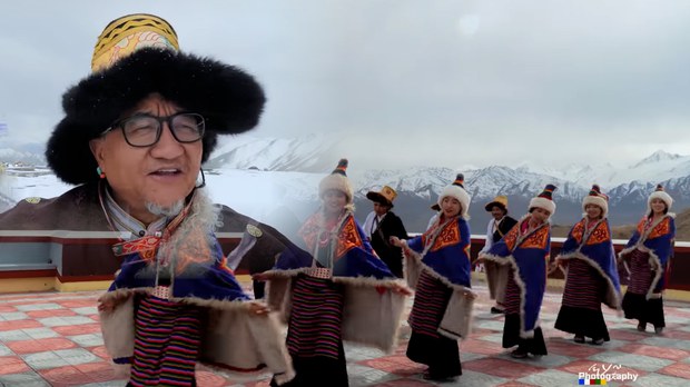 གླུ་གཞས་དང་སྐད་ཡིག་ནི་མི་རིགས་ཤིག་གི་སྲོག་རྩ་ལྟ་བུ་ཡིན།