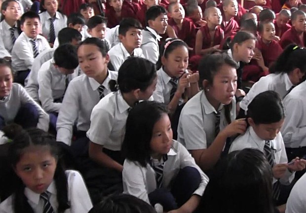 རབ་རྒྱས་གླིང་བོད་སློབ་ཚོར་དབྱར་ཁའི་ཟབ་བསྦྱོང༌། རབ་རྒྱས་གླིང་བོད་སློབ་ཚོར་དབྱར་ཁའི་ཟབ་བསྦྱོང༌།