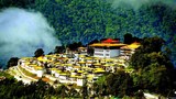 དགའ་ལྡན་རྣམ་རྒྱལ་ལྷ་རྩེ་དགོན།