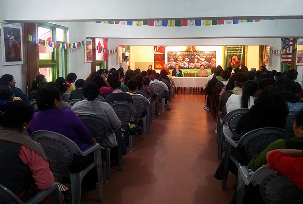 རྡ་སྟེང་བོད་ཁྱིམ་སློབ་གྲྭར་དབྱར་ཆོས་ཐེངས་ ༡༢ པ།