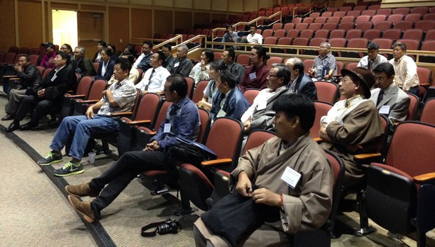 བྱང་ཨ་རིའི་བོད་ཀྱི་སྐད་ཡིག་དང་རིག་གཞུང་སློབ་གྲྭའི་ཚོགས་འདུ་༤པ། བྱང་ཨ་རིའི་བོད་ཀྱི་སྐད་ཡིག་དང་རིག་གཞུང་སློབ་གྲྭའི་ཚོགས་འདུ་༤པ།