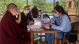 བོད་པའི་སྤྱི་ཚོགས་ནང་ཏོག་དབྱིབས་ནད་ཡམས་ཀྱི་སྐབས་སུ་འཕྲོད་བསྟེན་གྱི་དཀའ་ངལ་འཕྲད་མཁན་ཚོར་མཐུན་འགྱུར་སྦྱོར་སྤྲོད་གནང་བ།