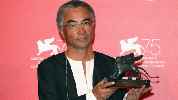 བོད་ཀྱི་གློག་བརྙན་འཁྲབ་ཁྲིད་པ་པདྨ་ཚེ་བརྟན་ལགས་ཀྱི་མི་གཤིས།