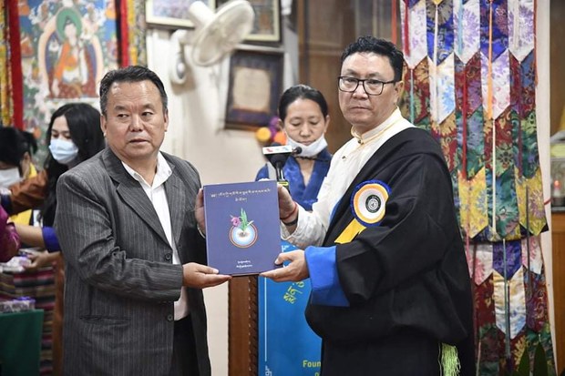 བོད་ཀྱི་གསོ་རིག་སྨན་རིས་གསལ་བའི་མེ་ལོང་། 