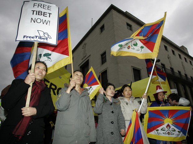 བཙུན་མ་ཚོས་བོད་ཀྱི་ཆབ་སྲིད་ལས་འགུལ།