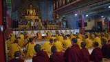 བཀའ་བརྒྱུད་རྐྱེན་ཟློག་སྨོན་ལམ་ཆེན་མོ་ཚོགས་བཞིན་པ།