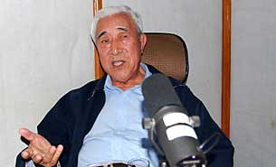 བཀའ་ཟུར་རྒྱ་ལོ་དོན་གྲུབ་མཆོག་དང་གླེང་བ། བཀའ་ཟུར་རྒྱ་ལོ་དོན་གྲུབ་མཆོག་དང་གླེང་བ།