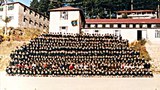ཌར་ཧོར་གཏན་སློབ་དབུ་བརྙེས་པའི་དུས་དྲན་གྱི་གྲ་སྒྲིག།
