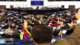 ཡོ་རོབ་གྲོས་ཚོགས་ནས་བོད་ནང་གི་འགྲོ་བ་མིའི་ཐོབ་ཐང་གི་གནས་སྟངས་སྐོར་ལ་གྲོས་ཆོད་བཞག་སྐབས། ༢༠༡༢