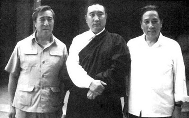 པཎ་ཆེན་སྐུ་ཕྲེང་བཅུ་བ་མཆོག་གི་ངོ་སྤྲོད། པཎ་ཆེན་སྐུ་ཕྲེང་བཅུ་བ་མཆོག་གི་ངོ་སྤྲོད།