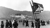 བོད་རང་བཙན་གཙང་མ་ཡིན་པའི་ཡོངས་ཁྱབ་གསལ་བསྒྲགས་མཛད་ནས་ལོ་༡༡༢་འཁོར་བ།