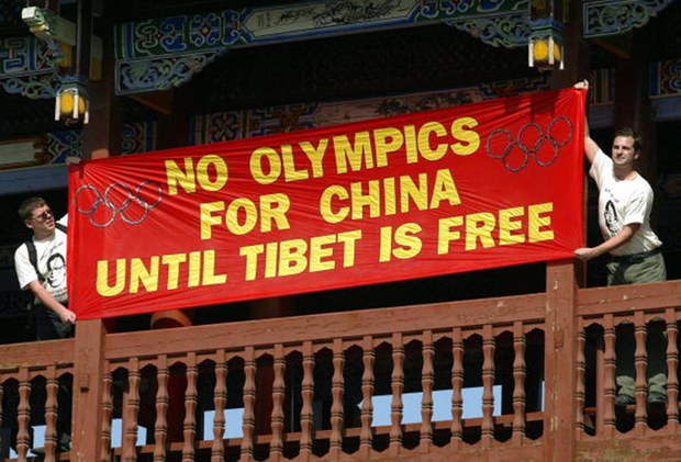 ༢༠༠༨ ལོའི་པེ་ཅིན་ཨོ་ལོམ་པིག་གི་རྩེད་འགྲན་དང་ས་བྱི་ཞི་རྒོལ། ༢༠༠༨ ལོའི་པེ་ཅིན་ཨོ་ལོམ་པིག་གི་རྩེད་འགྲན་དང་ས་བྱི་ཞི་རྒོལ།