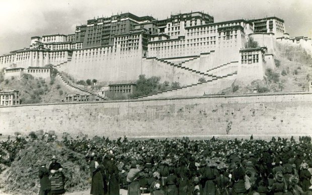 ༥༩ལོའི་བུད་མེད་ཀྱི་ལས་འགུལ་དང་དུས་དྲན་ལ་སྲུང་བརྩི།