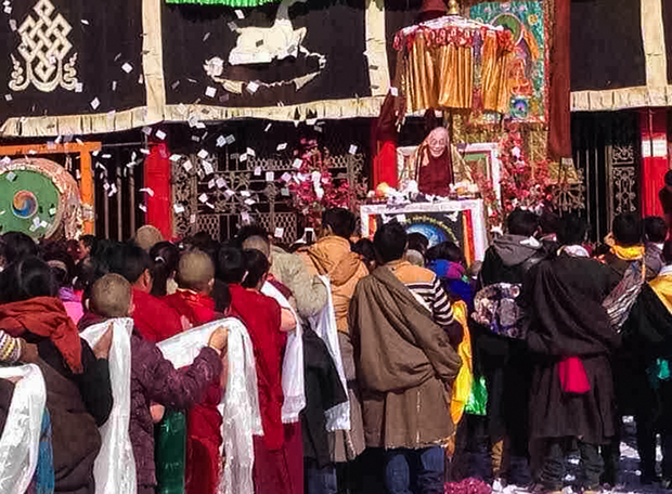 བོད་ནང་༸གོང་ས་མཆོག་དགུང་གྲངས་༨༠ལ་ཕེབས་པའི་དགའ་སྟོན།