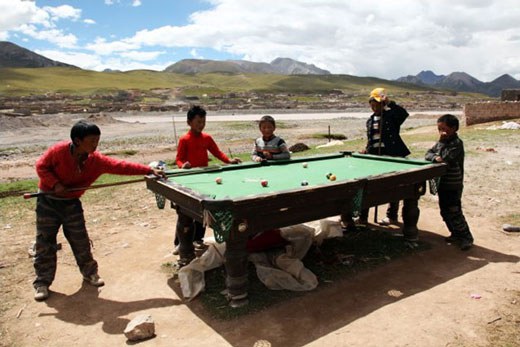 བོད་ནང་ཏང་དམངས་ཇ་ཁང་ཆུང་ཆུང་ཟེར་བ་བསྐྲུན་ཡོད་པ། བོད་ནང་ཏང་དམངས་ཇ་ཁང་ཆུང་ཆུང་ཟེར་བ་བསྐྲུན་ཡོད་པ།