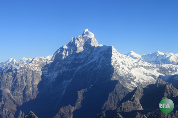 མགོ་སྒང་བོད་ཀྱི་གནམ་གཤིས་འགྱུར་ལྡོག་མྱུར་པོ་འགྲོ་བཞིན་པའི་ཤུགས་རྐྱེན་དང་དཀའ་ངལ་སེལ་ཕྱོགས།