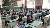བོད་ཀྱི་གཞི་རིམ་ཞིང་འབྲོག་མང་ཚོགས་ཁྲོད་རྒྱ་ཡིག་རྒྱ་སྐད་དར་སྤེལ་ཆེན་པོ་བྱེད་བཞིན་པ།