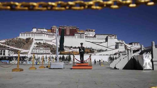 བོད་ཀྱི་སྤྲུལ་སྐུའི་ཡང་སྲིད་ངོས་འཛིན་ལ་ཐེ་ཇུས། བོད་ཀྱི་སྤྲུལ་སྐུའི་ཡང་སྲིད་ངོས་འཛིན་ལ་ཐེ་ཇུས།