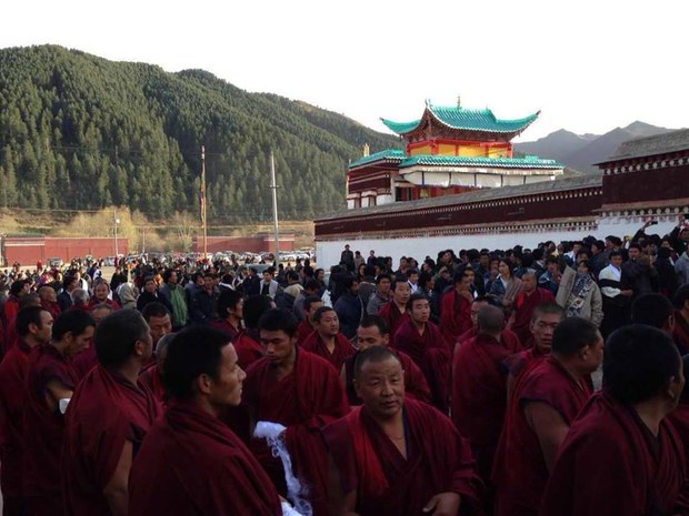 ཤིས་ཚང་ཆོས་གྲཊ་རྒྱ་མཚོ་བཙོན་གྲོལ་ཐོབ་པ།