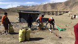 བོད་ཡུལ་གང་སར་ཁོར་ཡུག་སྲུང་སྐྱོབ་ཀྱི་བྱེད་སྒོ་སྣ་ཚོགས་ཤིག་སྤེལ་བཞིན་པ།