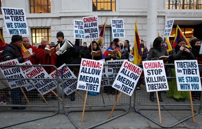 བོད་ནང་དུ་གསར་འགོད་རང་དབང་སྐྱོ་རུ་ཕྱིན་ཡོད་པ། བོད་ནང་དུ་གསར་འགོད་རང་དབང་སྐྱོ་རུ་ཕྱིན་ཡོད་པ།