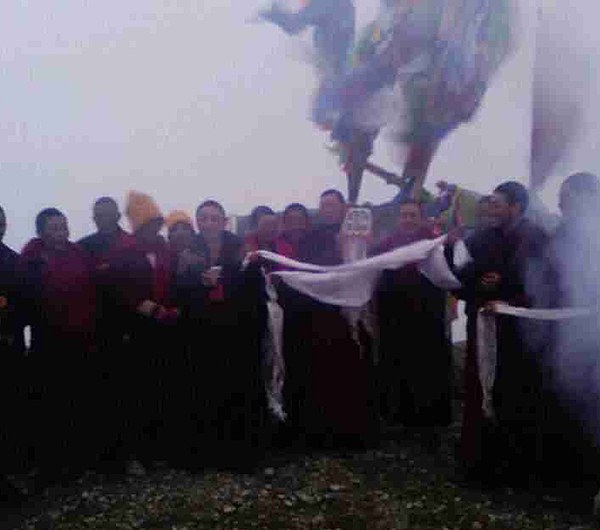 བོད་ནང་པཎ་ཆེན་རིན་པོ་ཆེ་མཆོག་གི་འཁྲུངས་སྐར། བོད་ནང་པཎ་ཆེན་རིན་པོ་ཆེ་མཆོག་གི་འཁྲུངས་སྐར།